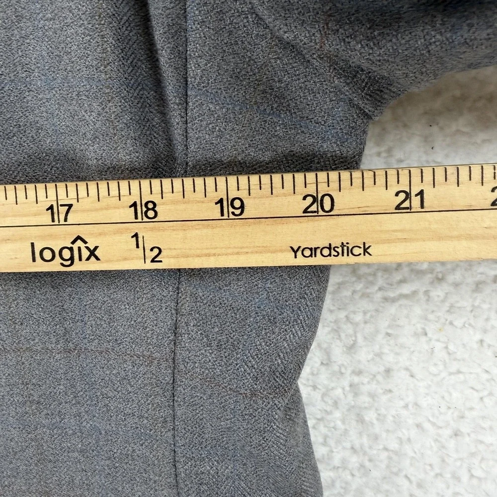 Joseph & Feiss Sport Coat Mens 42 Short Gray‎ Plaid Wool Two Button Notch Lapel
